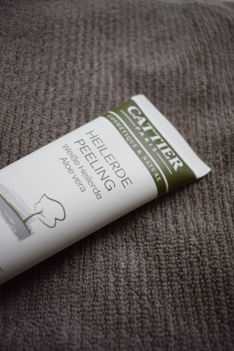 Cattier Weiße Heilerde Peeling – 12,5 Ml, Mit Bio-Jojobaöl & Aloe Vera Für Gereinigte, Weiche Haut