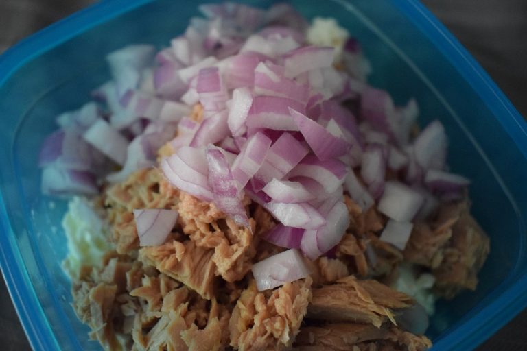 Herzhafter Brotaufstrich mit Thunfisch - Sunnyside of life Herzhafter Brotaufstrich mit Thunfisch - Sunnyside of life