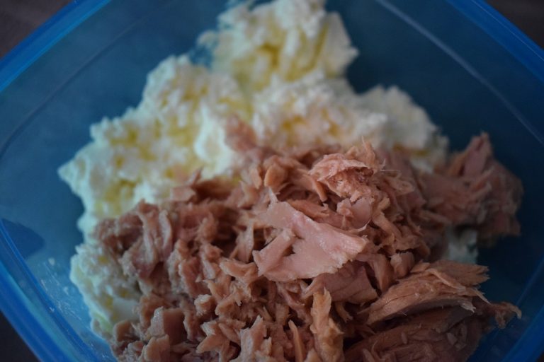 Herzhafter Brotaufstrich mit Thunfisch - Sunnyside of life Herzhafter Brotaufstrich mit Thunfisch - Sunnyside of life